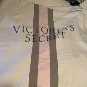 Victoria’s Secret throw
